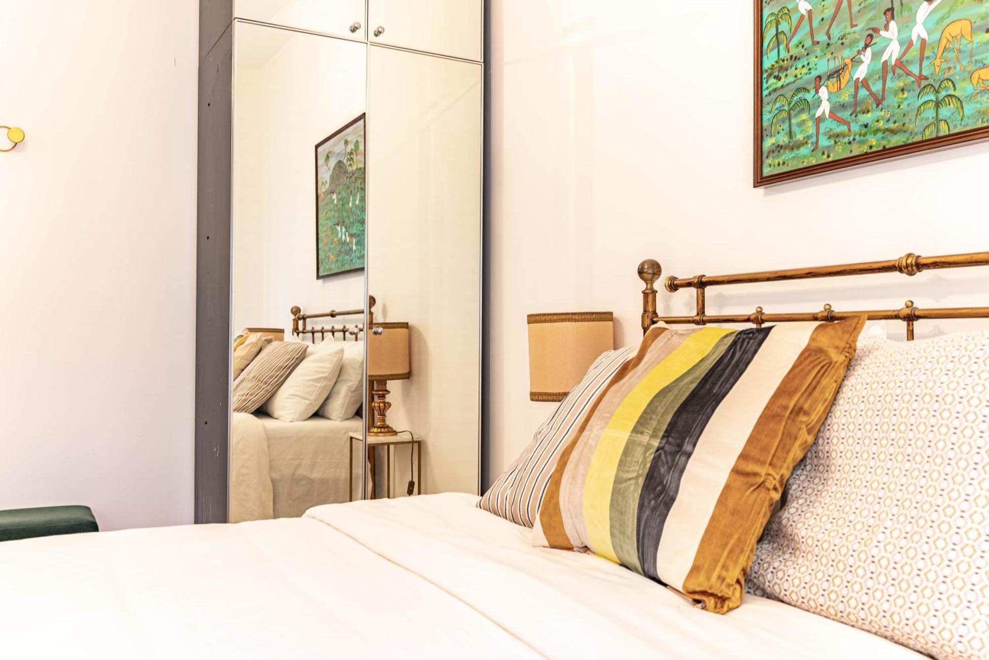 Vintage Flat Apartment Rom